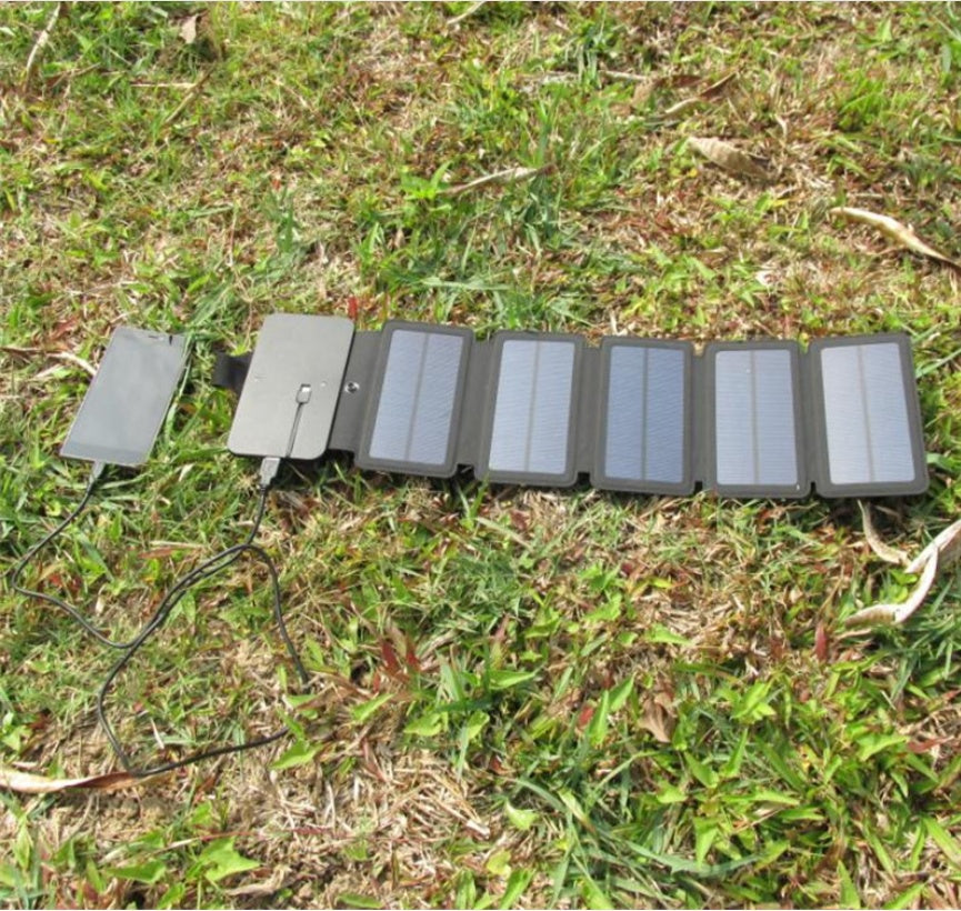 Portable 8W Foldable Solar Panel Charger for Outdoor & Emergency Use