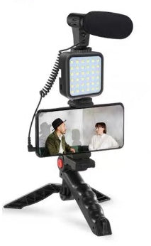 All-in-One Content Creator Kit – Tabletop Tripod and Lighting for Apple Devices